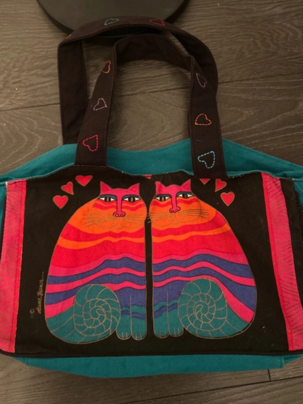 “Pre-Owned” Gently Used.  Vintage Laurel Burch Feline Cat Colorful Shoulder Tote